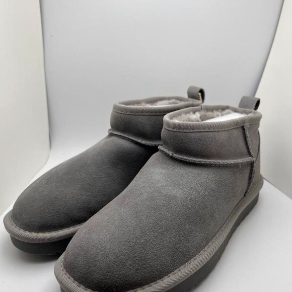 CUSHIONAIRE Women's COZY pull on boot +Memory Foam Grey 8 - Picture 1 of 5